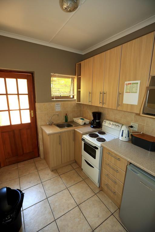 Hazelwood House Hotel Stellenbosch Bagian luar foto